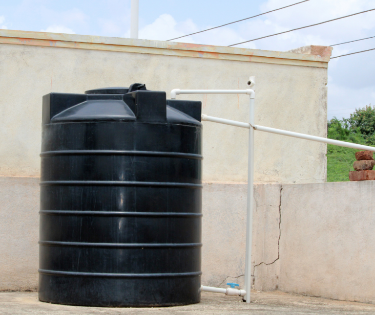 شركة تنظيف خزانات